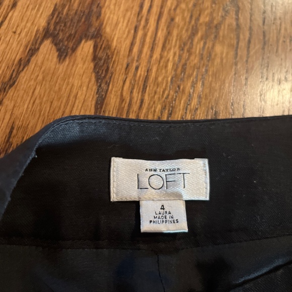 Ann Taylor loft woman’s pants - Picture 4 of 5